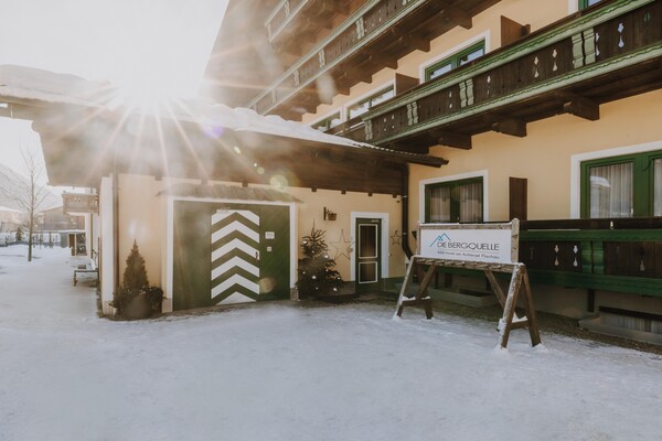 Hotel Die Bergquelle - directly at the Achterjet in Flachau