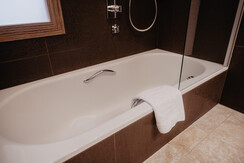 Hotel-Berghof-Zimmer-211-26