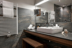 web_goldberg_0123-4245