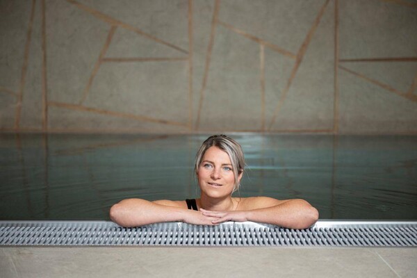 Indoor-Relax-Pool