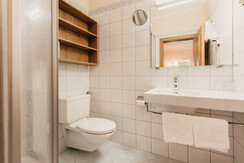 Komfort-Vierbettzimmer (4) Komfort-Vierbettzimmer (4)