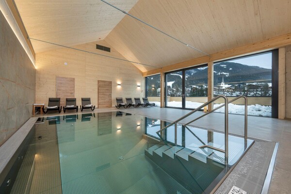 Indoor Relax Pool