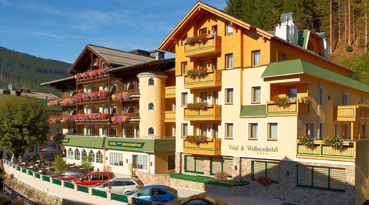 Hotelansicht Sommer | © Hotel Bischofsmütze