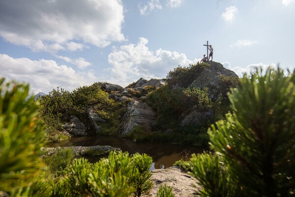 19_salzburger_sportwelt_sommer_wandern_gipfelspiel