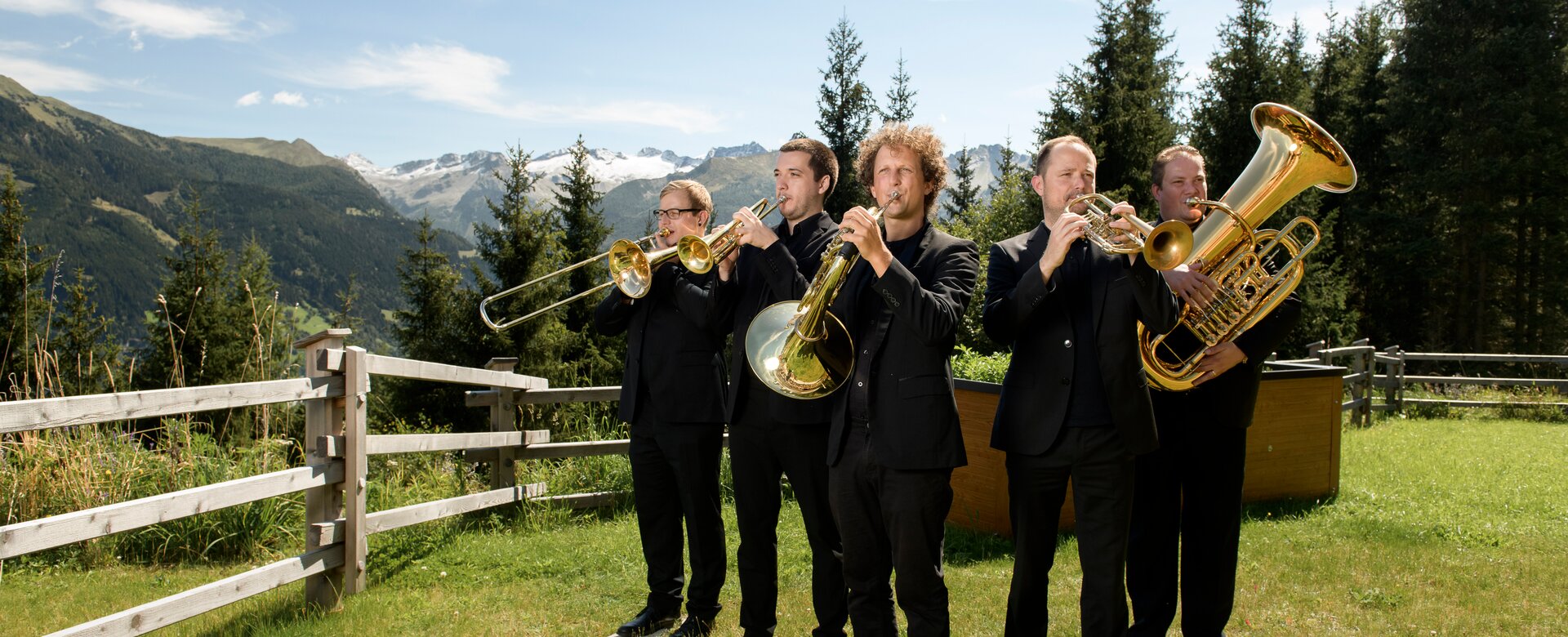 Brass quintet on the mountain pasture | © KTVB Hofgastein, Marktl Photography