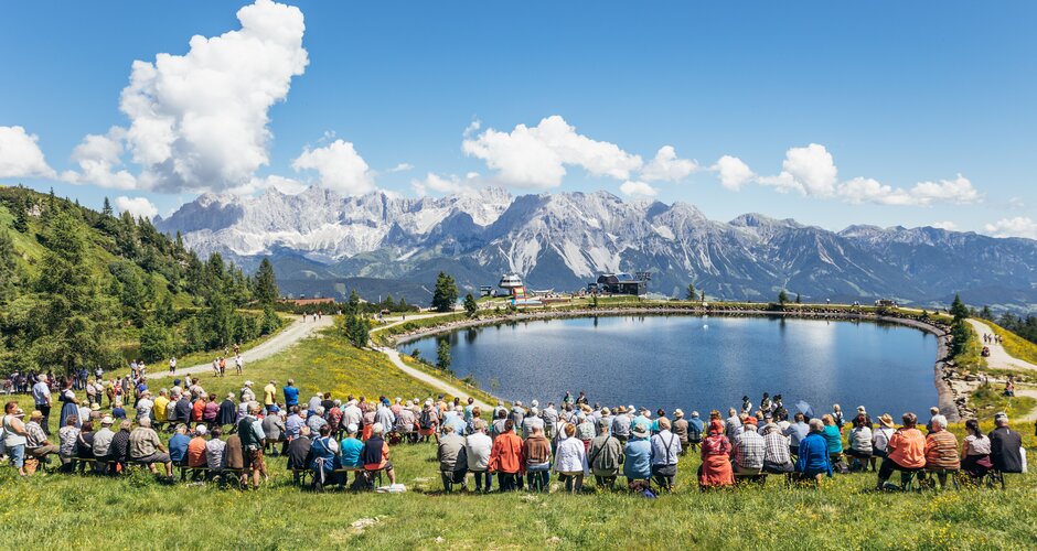 Festival for the alpine rose blossom | © Gerald Grünwald