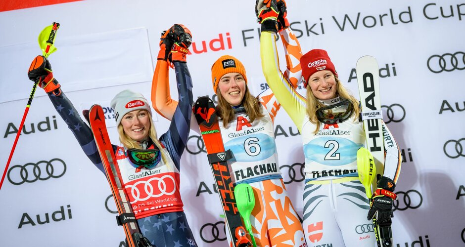 Siegerin Petra Vlhova, Zweitplatzierte Mikaela Shiffrin und 3. Lena Dürr strahlen um die Wette. | © Snow Space Salzburg