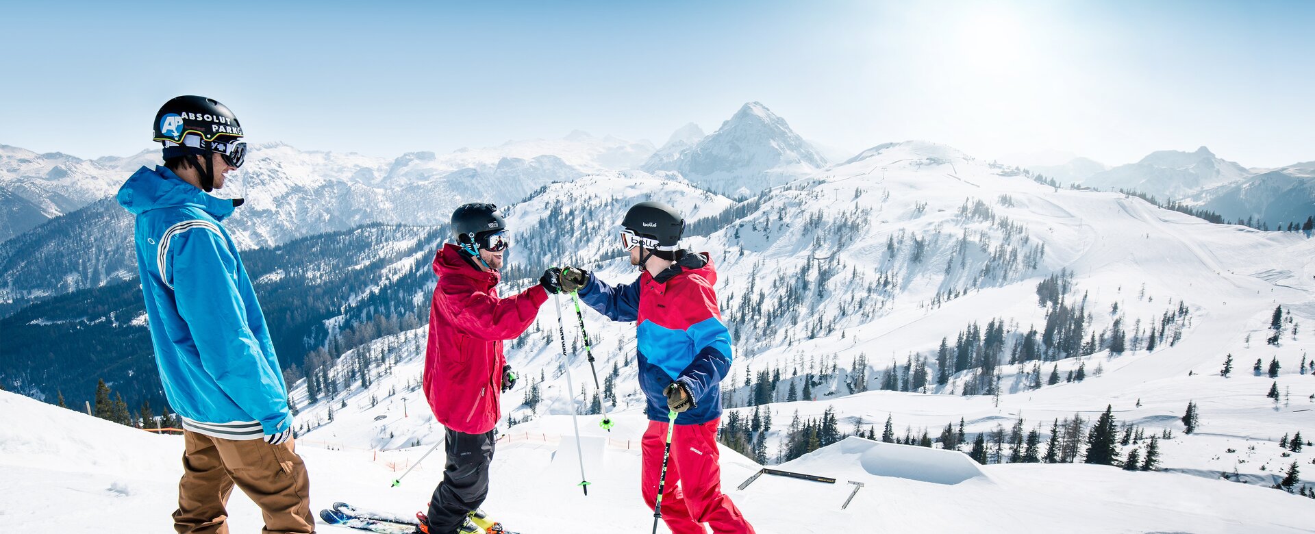 Freestyle skiing and snowboarding in the snowparks of Ski amadé